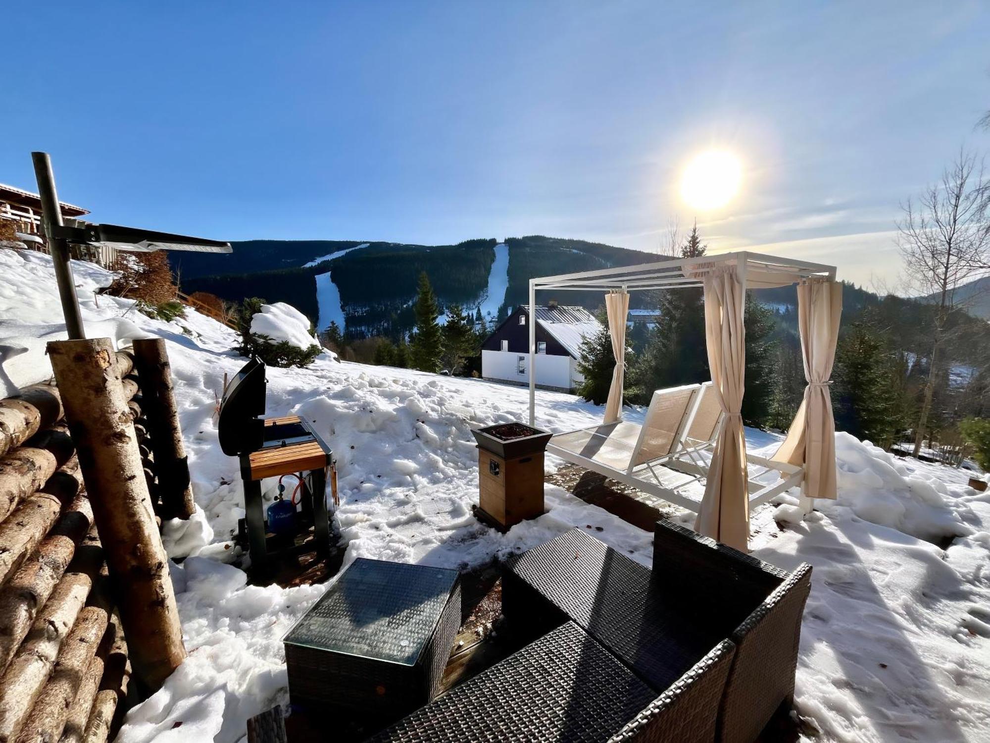 Отель Glamping Spindl One&Only Шпиндлерув-Млин Экстерьер фото