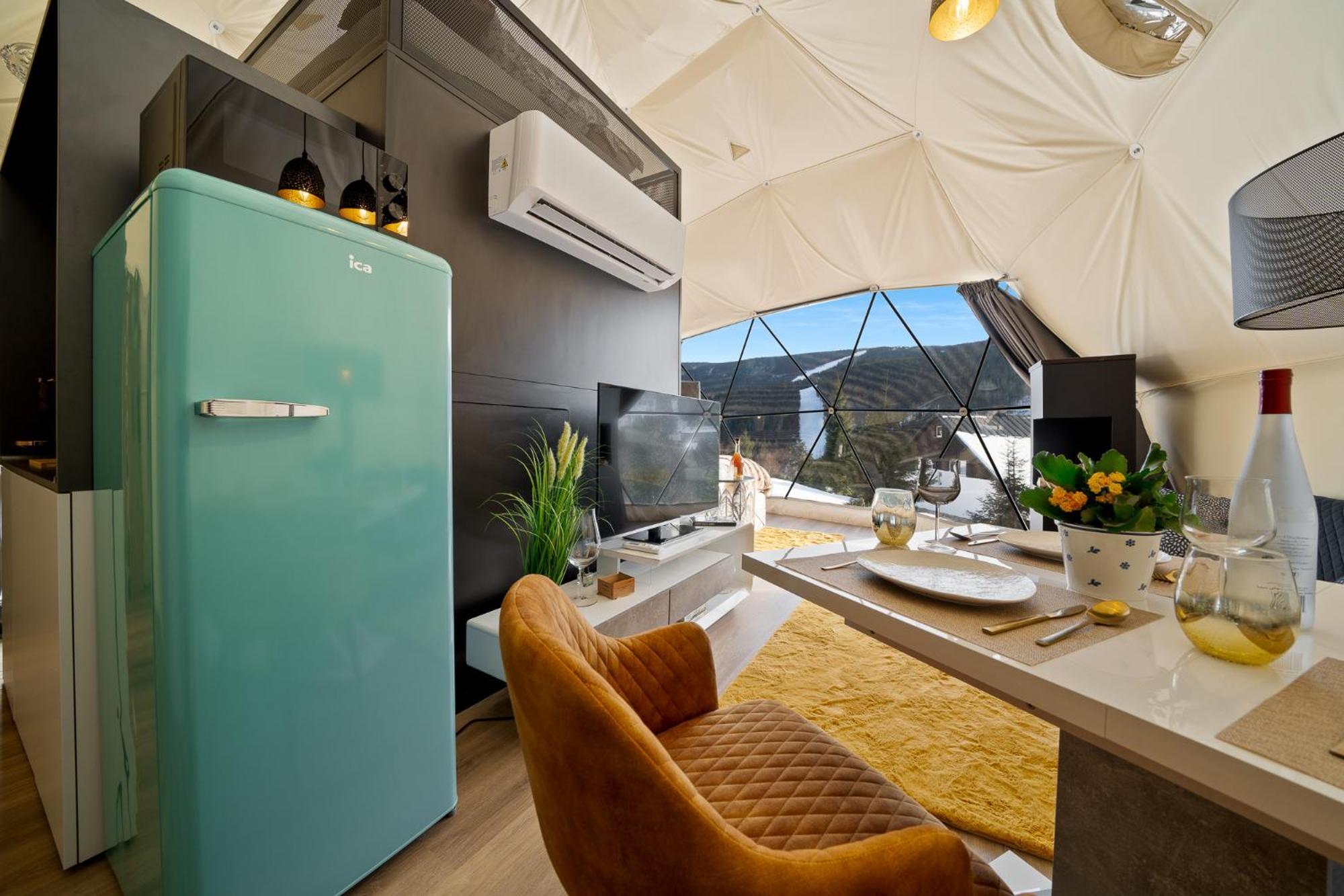 Отель Glamping Spindl One&Only Шпиндлерув-Млин Экстерьер фото