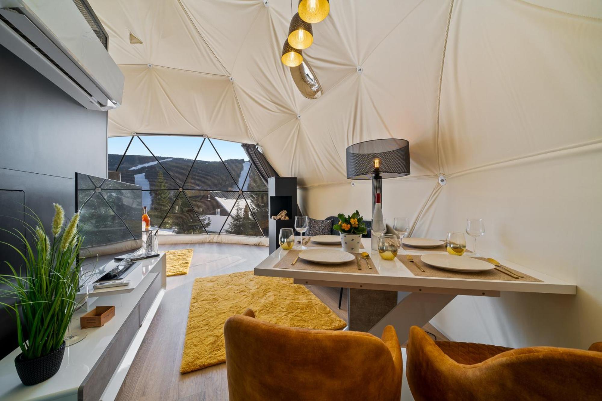 Отель Glamping Spindl One&Only Шпиндлерув-Млин Экстерьер фото